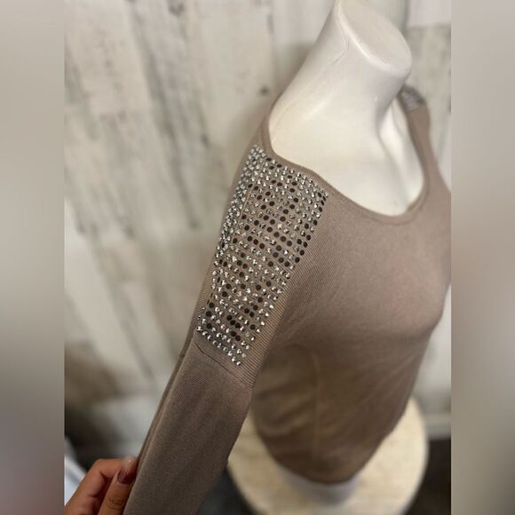 Brown sweater  - Picture 6 of 7